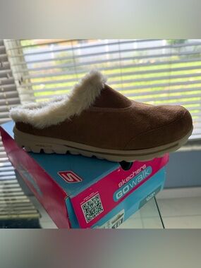 Skechers chestnut Faux-Fur Clog Slip-On